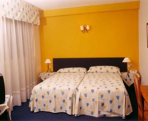 Hotel Reconquista Alzira Room photo